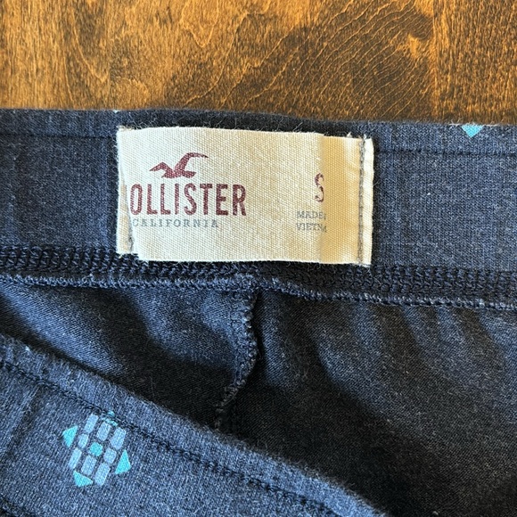 Hollister leggings. - Picture 4 of 5